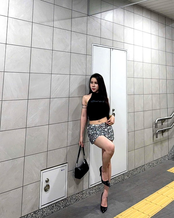 lyhythuedoxinh instagram image archive image