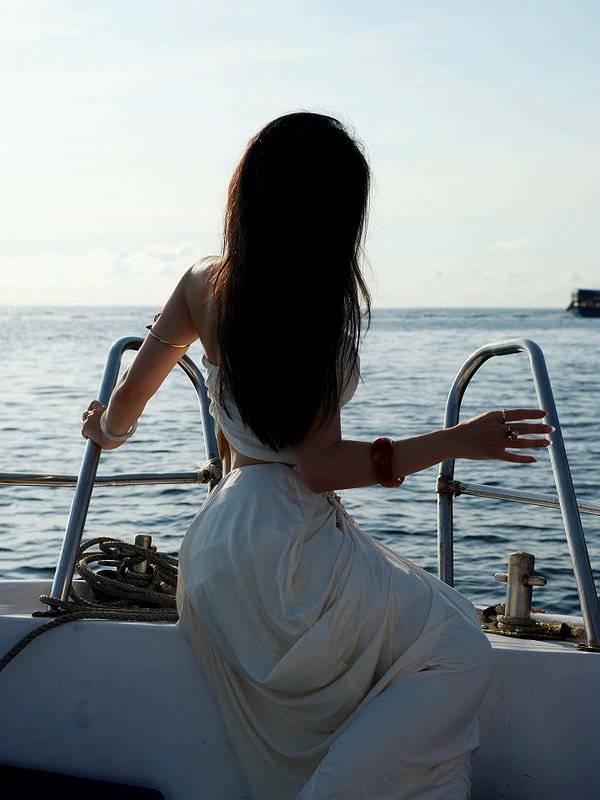 lyhythuedoxinh instagram image archive image