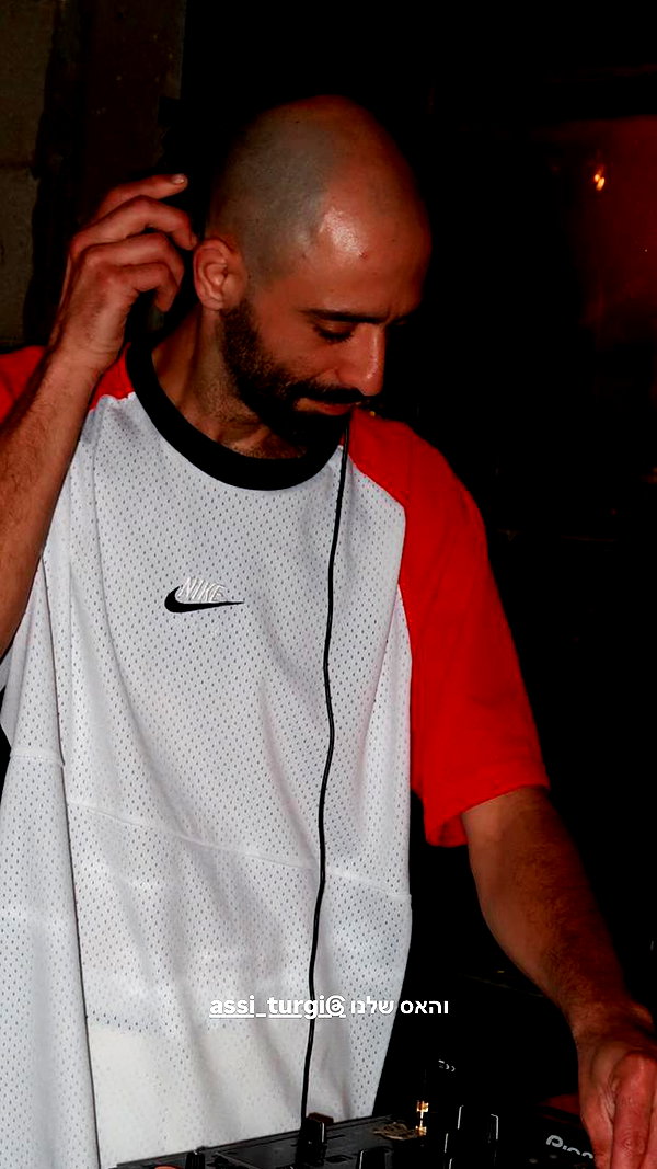 napopo_pub instagram image archive image