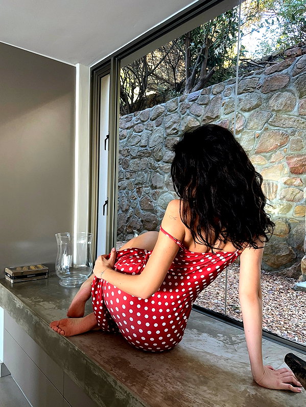 vanessa.rhd instagram image archive image