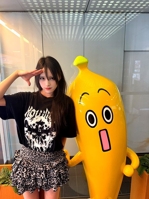yamikumo_leisa instagram image archive image