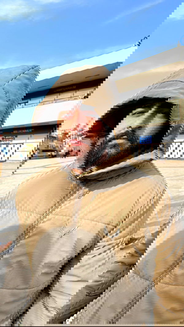 yannaidebeer yannaidebeer archive image