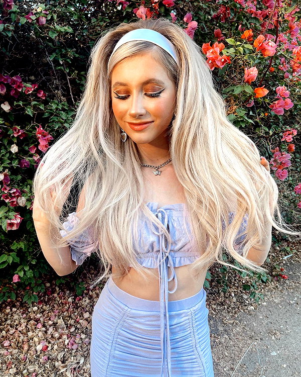 ellianawalmsley instagram image archive image
