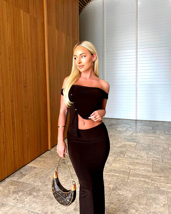 allieauton instagram image archive image