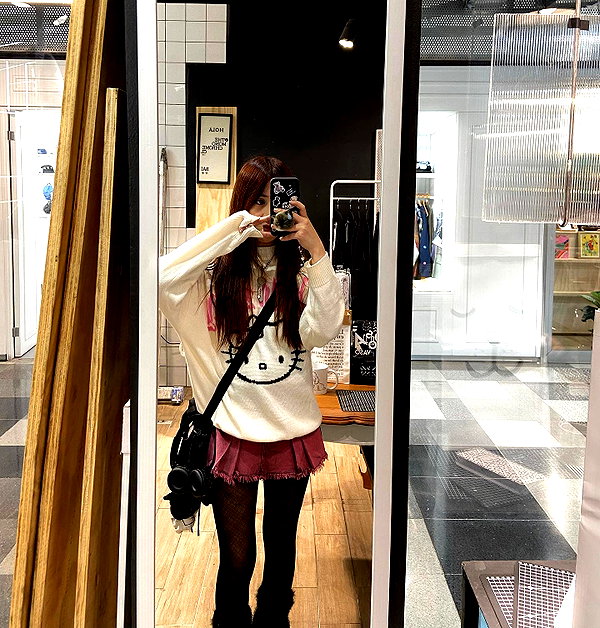 is2tian instagram image archive image