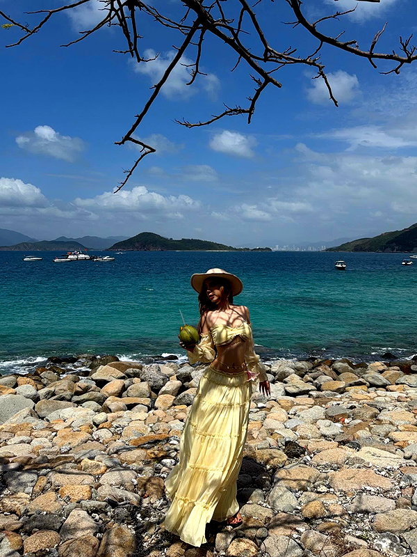lyhythuedoxinh instagram image archive image