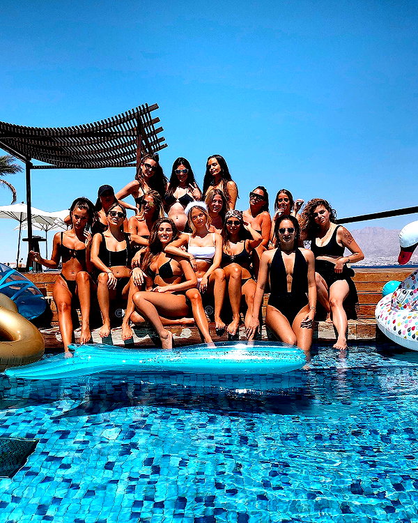 barzomer instagram image archive image