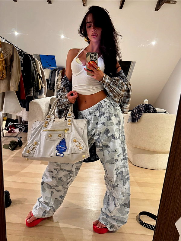 ellachristo instagram image archive image