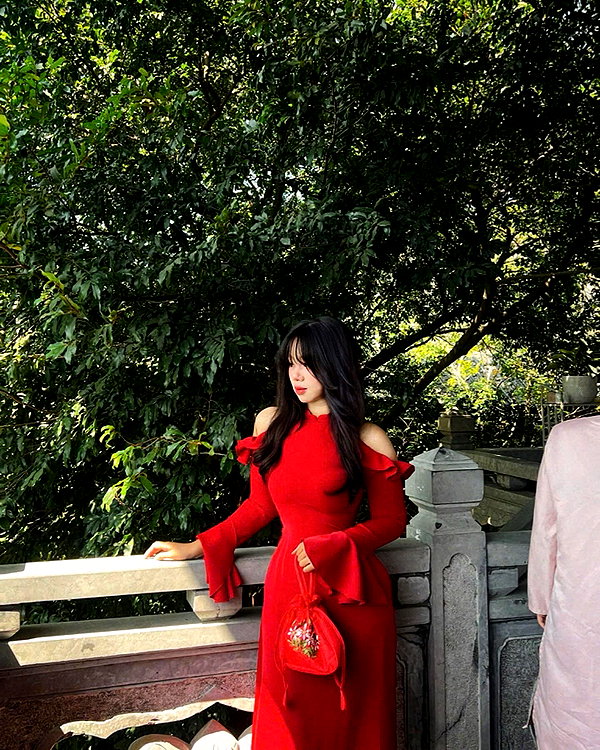 lyhythuedoxinh instagram image archive image