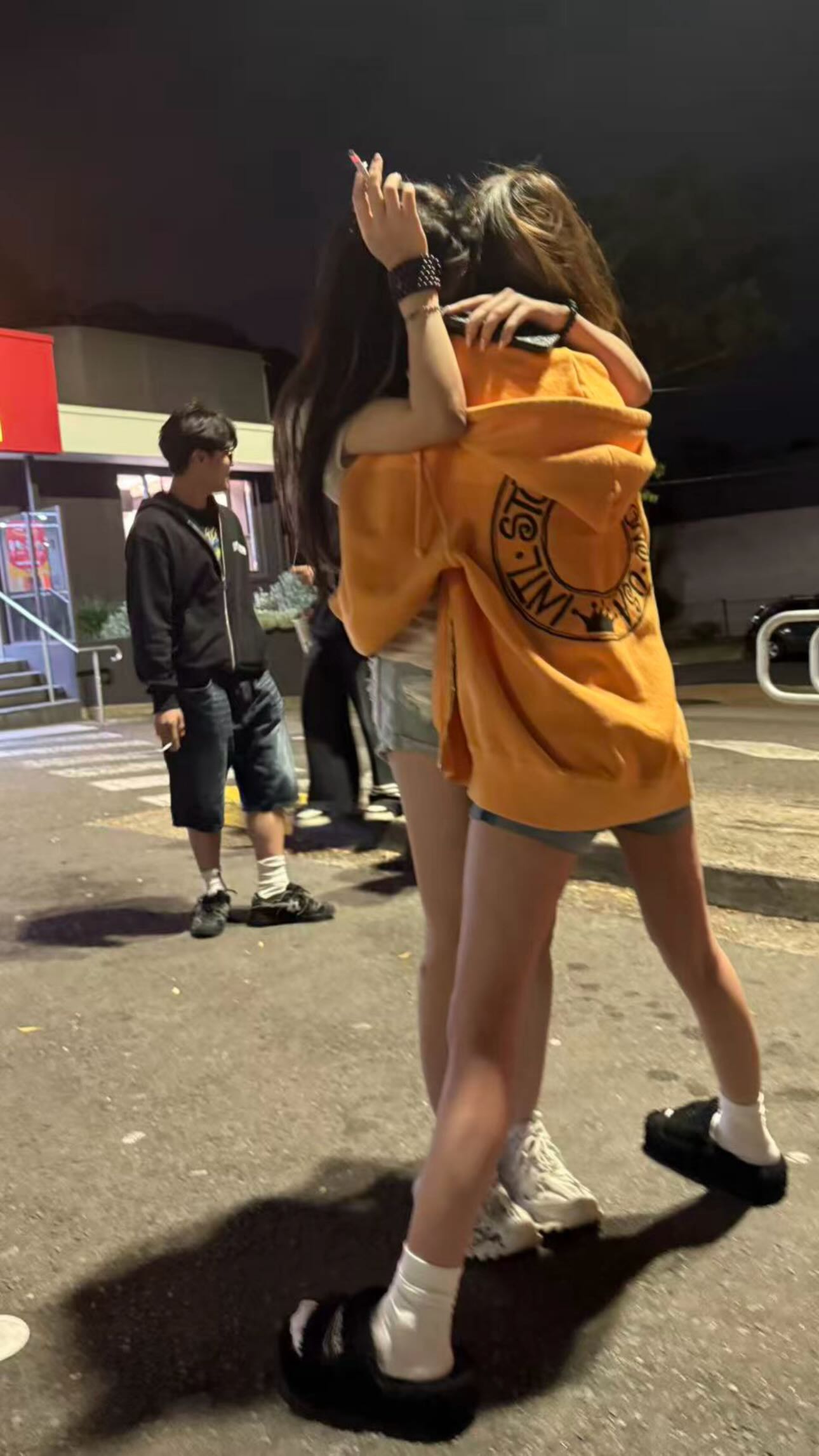 ywwyiiing instagram image archive image