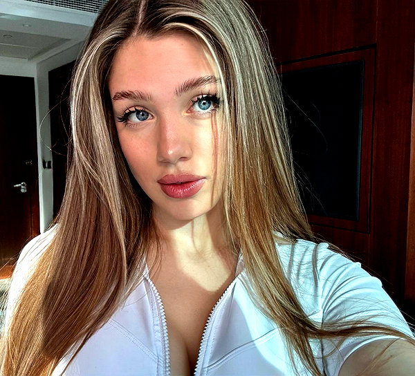 anna.utka22 instagram image archive image
