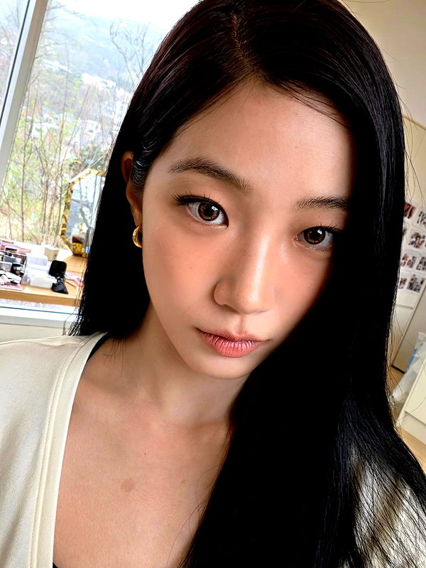 zuhazana instagram image archive image