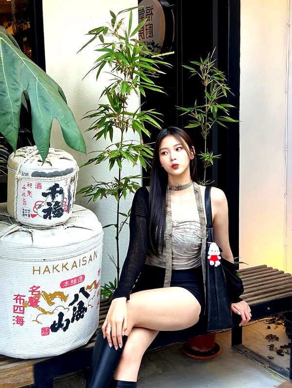 _jyying instagram image archive image