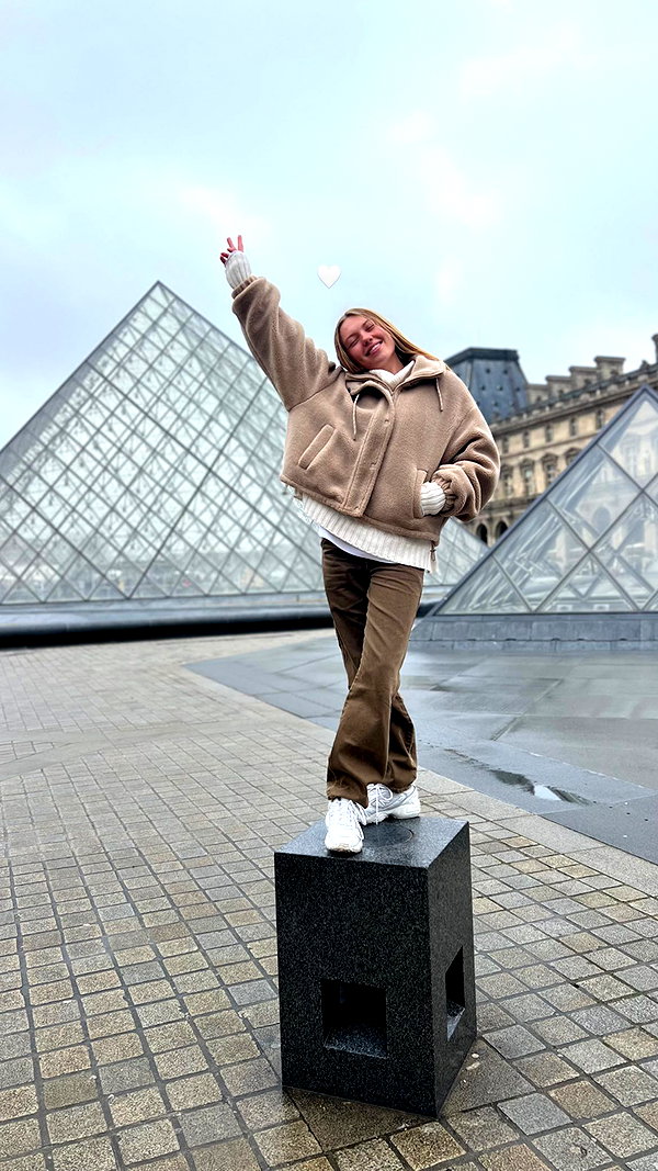 Archived image from @dana_ratushany on Instagram