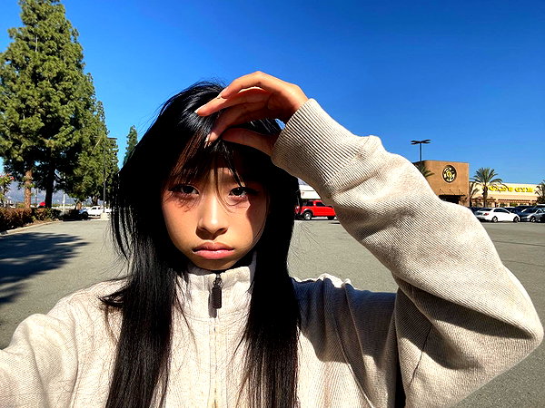 princessamelia_official instagram image archive image