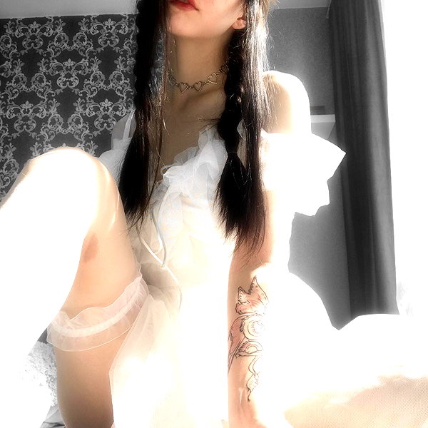 glowmoonshorty instagram image archive image