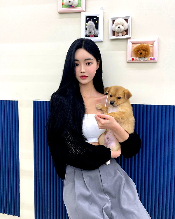daxbin instagram image archive image