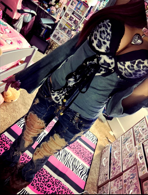 twodollie instagram image archive image