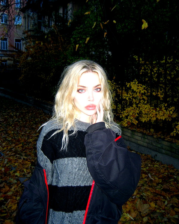 anya4everr instagram image archive image