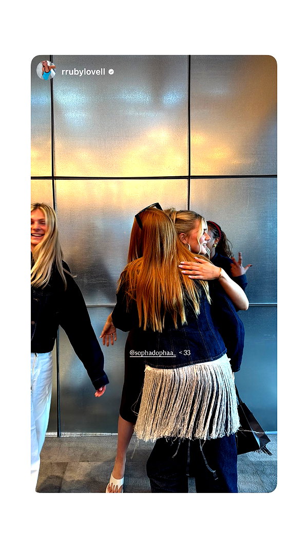 sophadophaa_ instagram image archive image