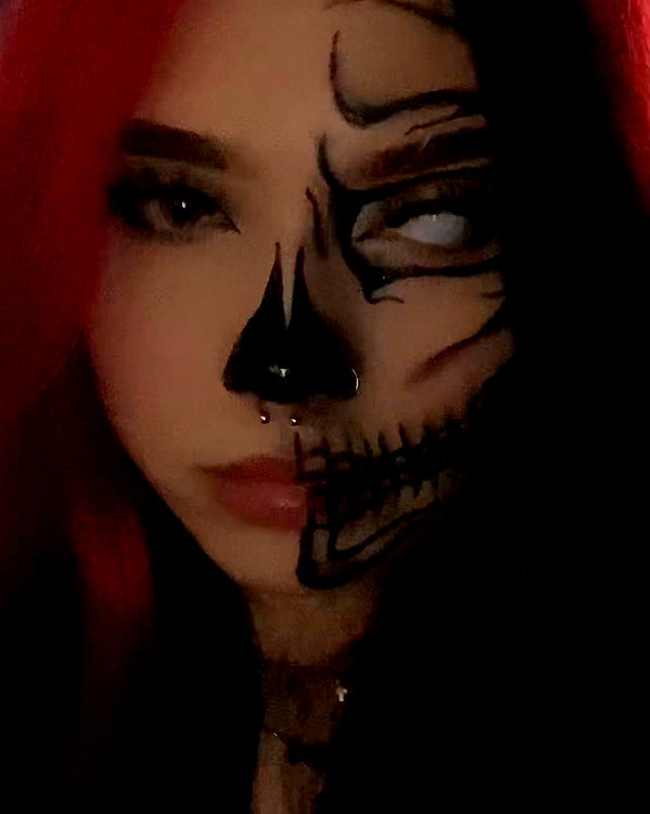 _roniira instagram image archive image