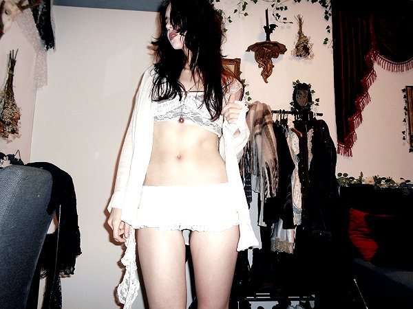yasminhilde_ instagram image archive image