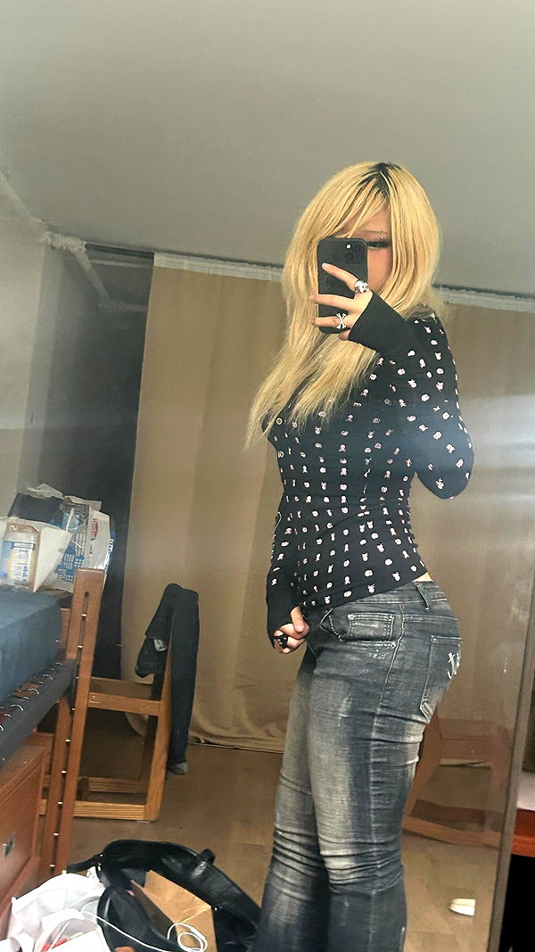 lovemeize instagram image archive image