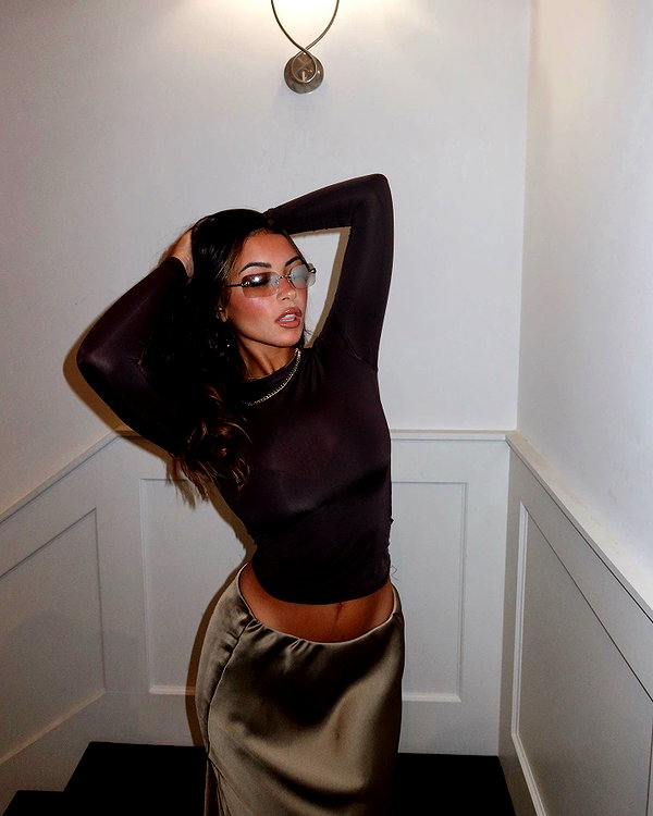 gabimfmoura instagram image archive image