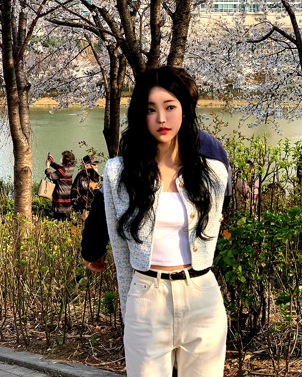 daxbin instagram image archive image