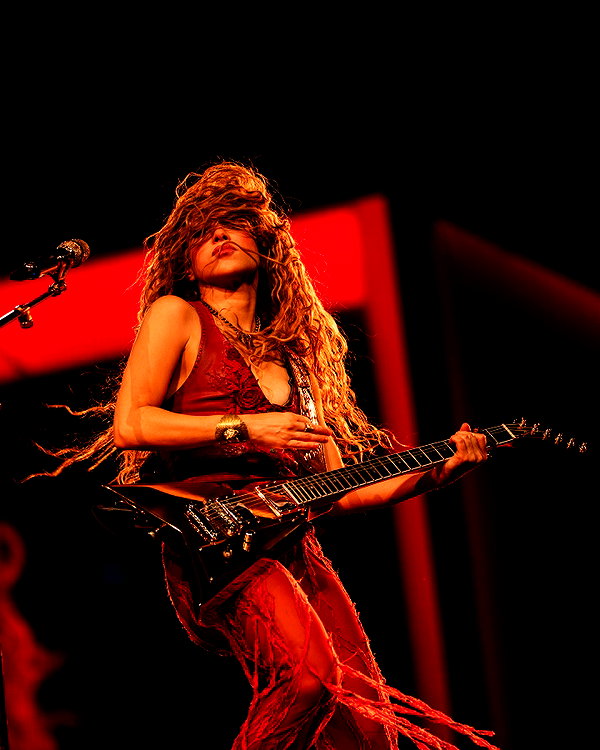 shakira instagram image archive image