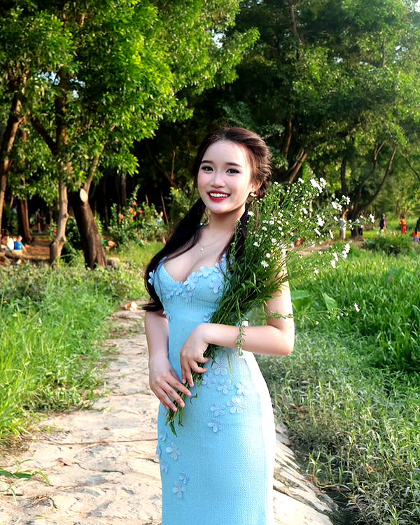 lyhythuedoxinh instagram image archive image