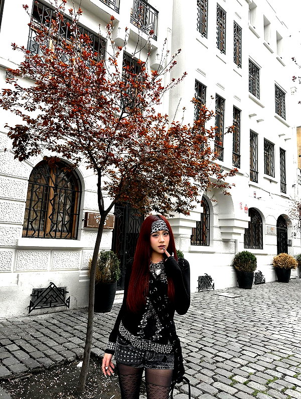 is2tian instagram image archive image