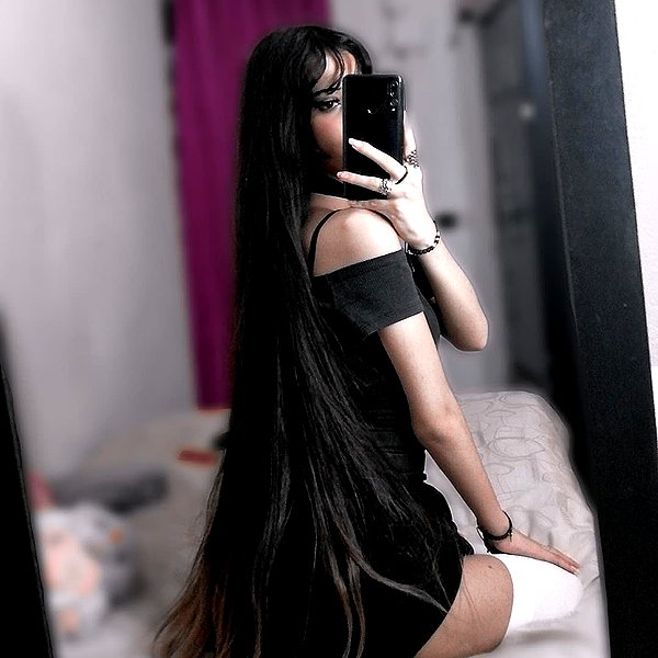 shevaal_x instagram image archive image