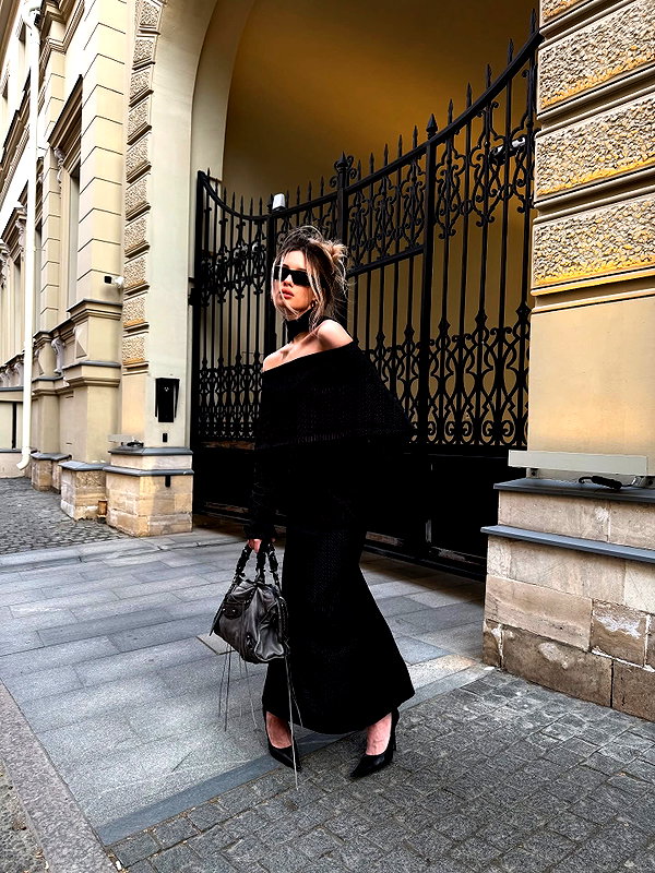 kkwwwv instagram image archive image