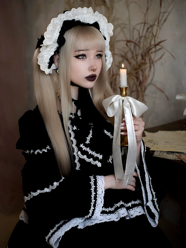 alina_thedoll instagram image archive image
