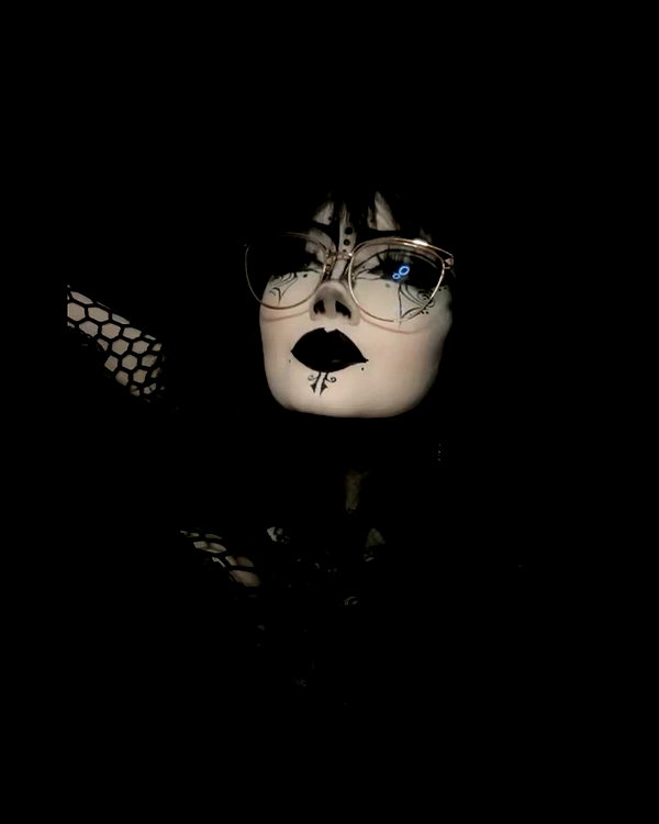darkblueyoshii instagram image archive image