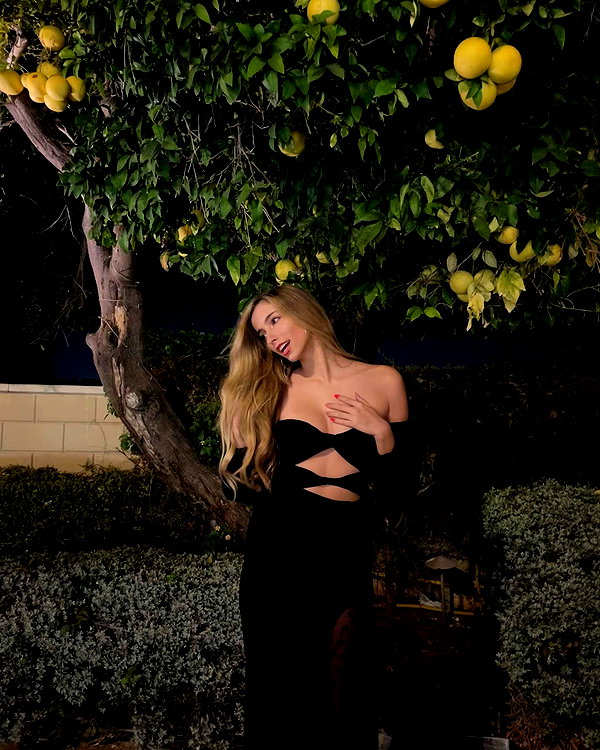 yaninarro instagram image archive image