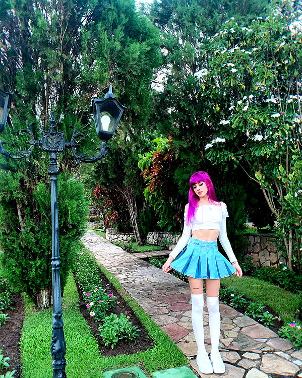 jadelaverne instagram image archive image