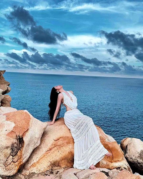 lyhythuedoxinh instagram image archive image
