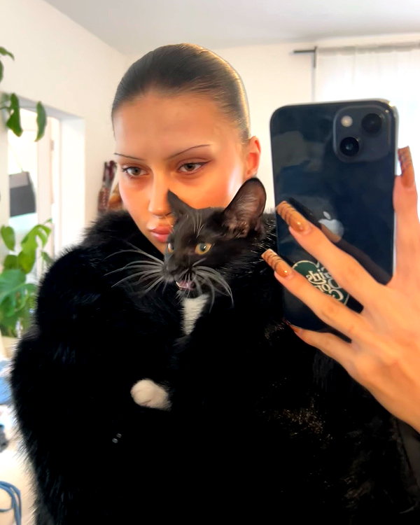 karolinaawasik instagram image archive image