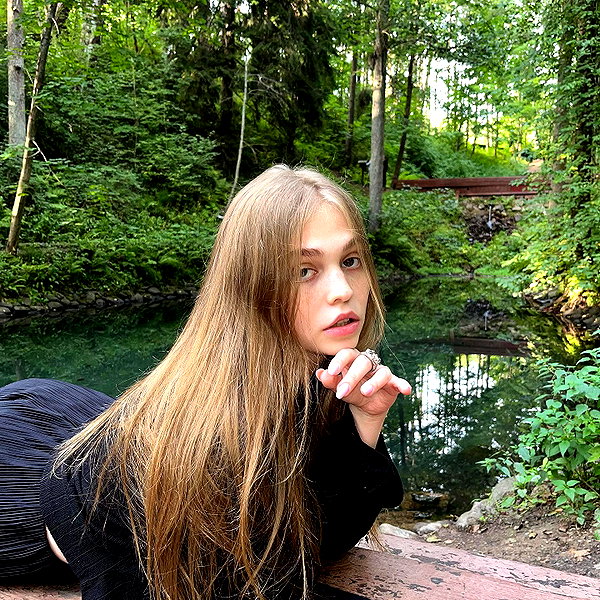 llinolinaa instagram image archive image