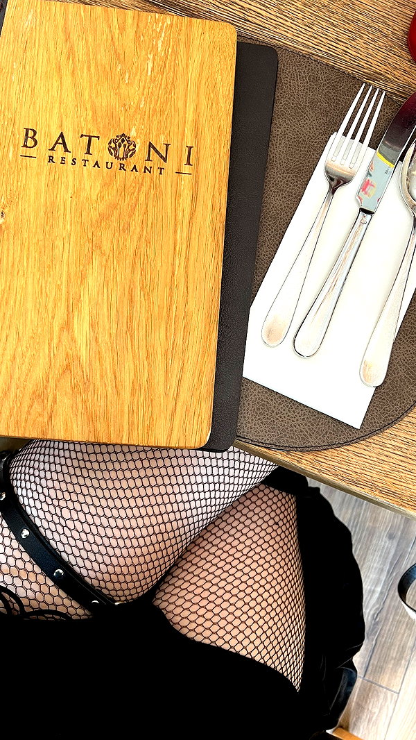 itsannaxvee instagram image archive image