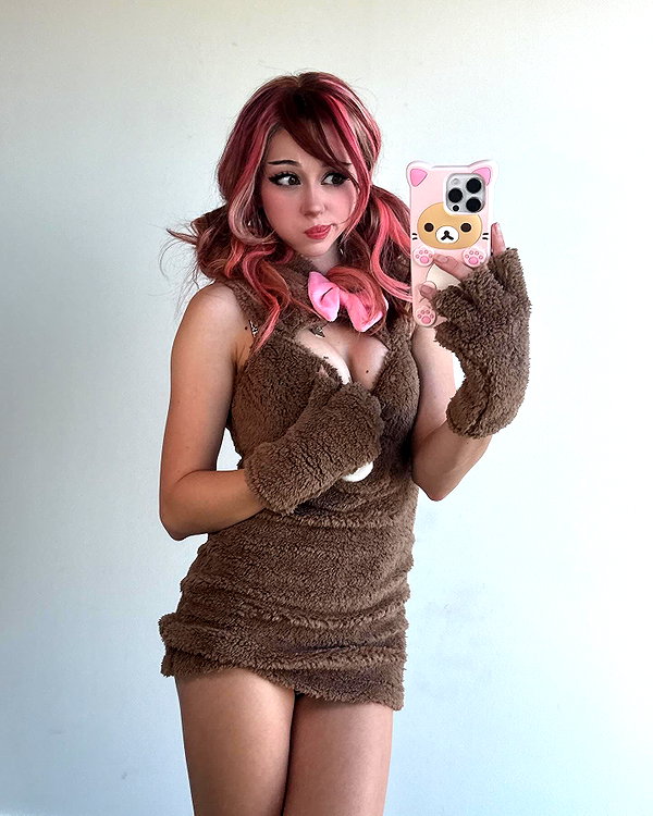 kennakins.cos instagram image archive image