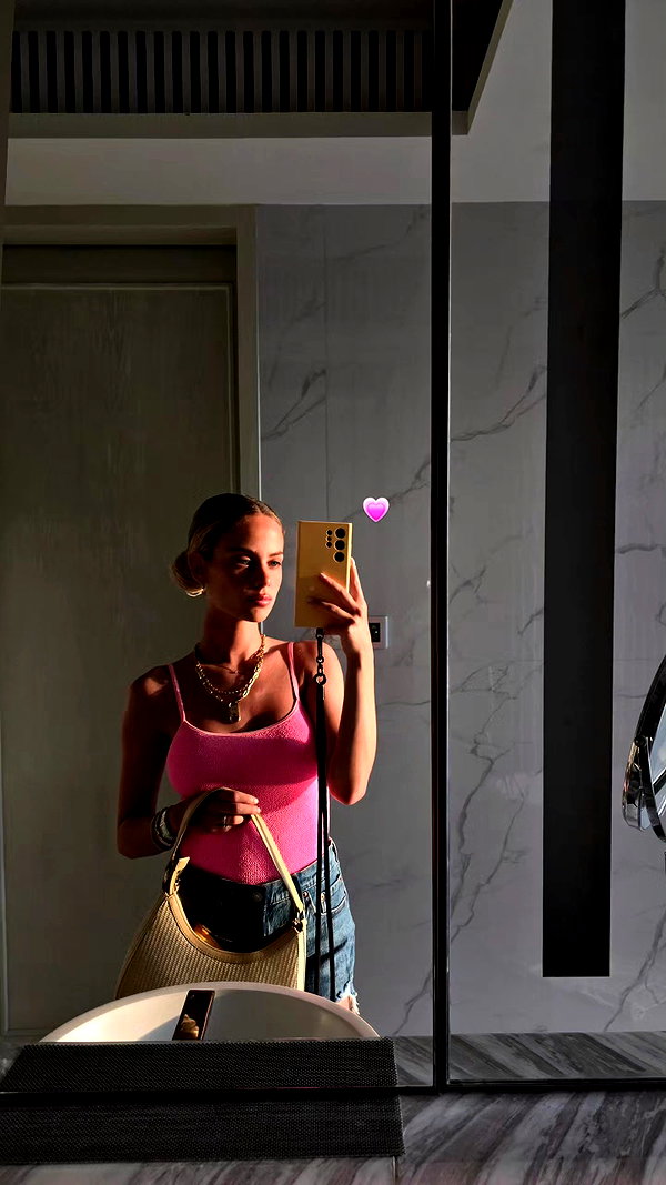 barzomer instagram image archive image