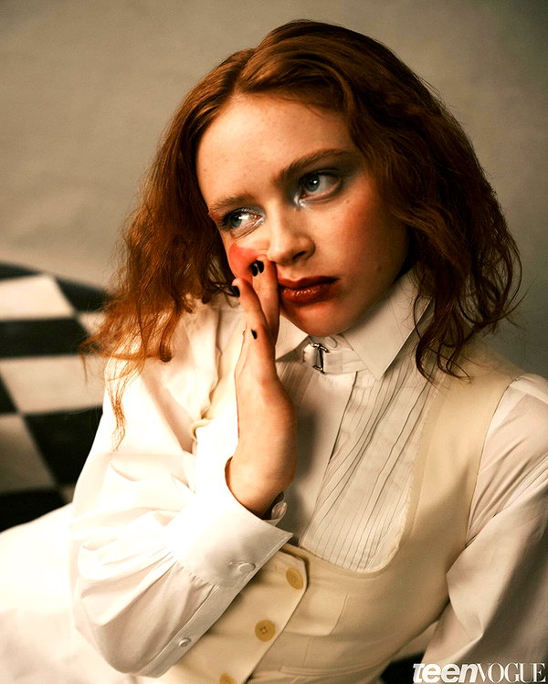 sadiesink_ instagram image archive image