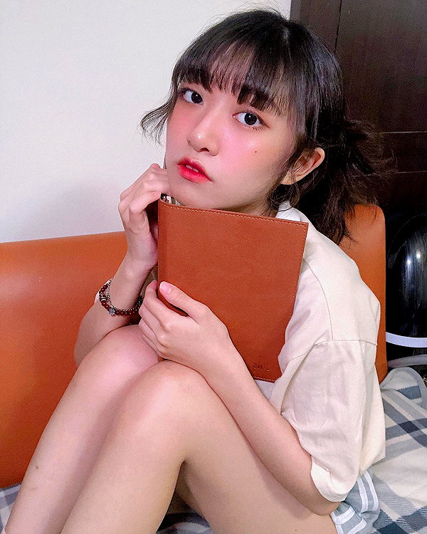 ge.more_x instagram image archive image