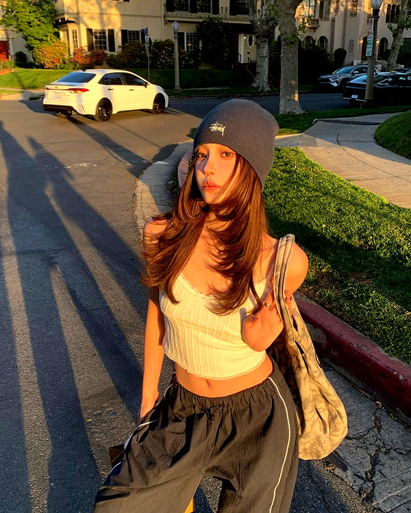 daxbin instagram image archive image