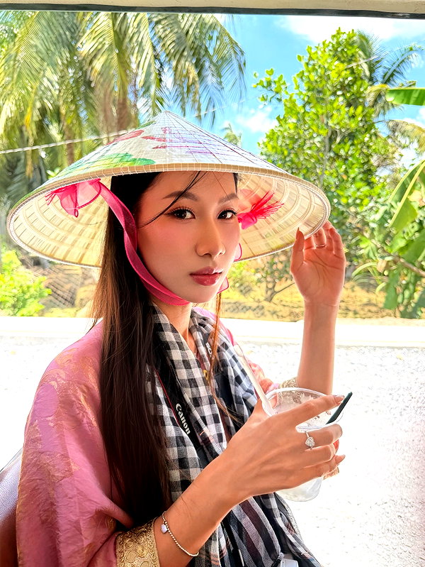 ngochanssi_ instagram image archive image