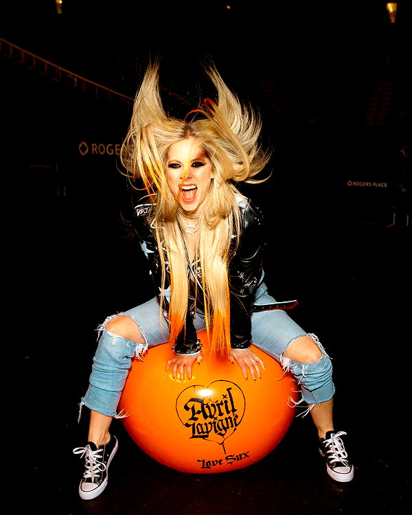 avrillavigne instagram image archive image