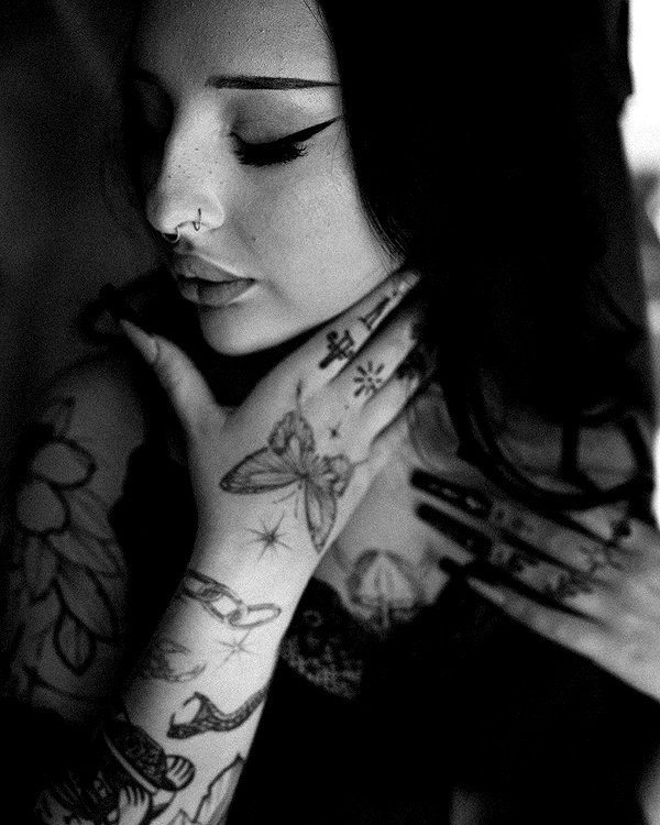 karin_orhov instagram image archive image